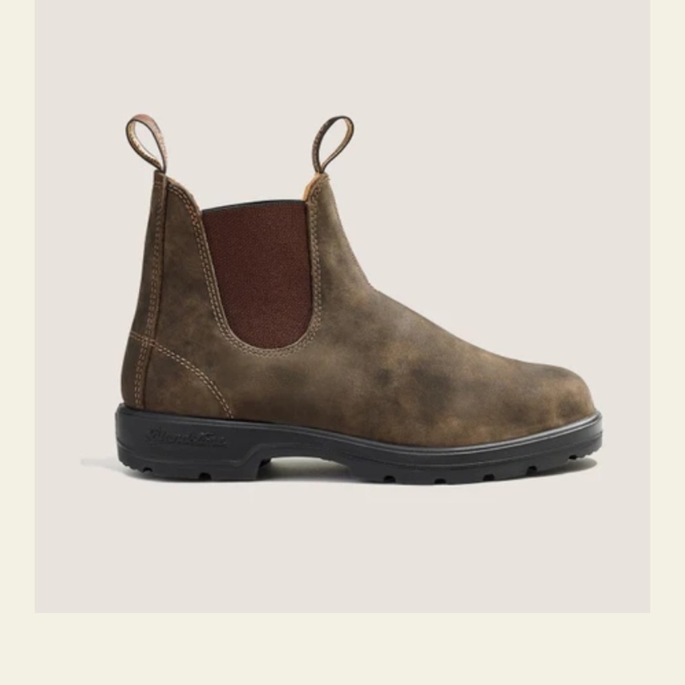 Blundstones